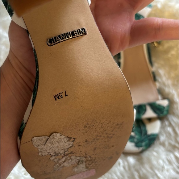 Hells and Tennis - Picture 6 of 7